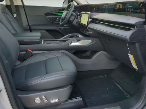 New 2026 Lincoln Nautilus Premier w/ Equipment Group 102A AWD/4WD image 24