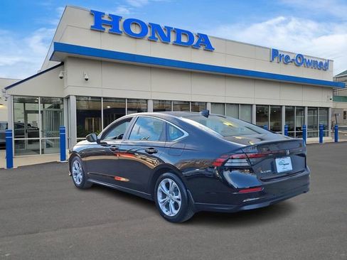 Used 2025 Honda Accord LX image 6