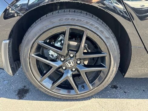 Used 2022 Honda Civic Sport image 9