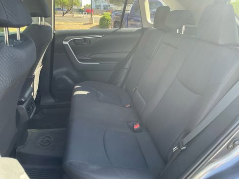 Certified 2025 Toyota RAV4 LE AWD/4WD image 17