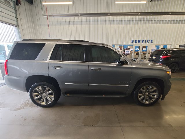 Used 2018 Chevrolet Tahoe LT RWD image 2