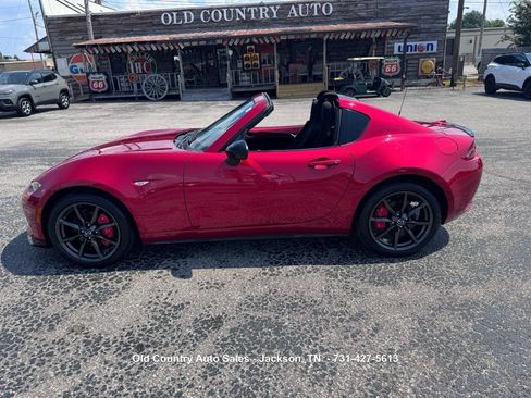 Used 2017 MAZDA MX-5 Miata RF Club RWD image 40