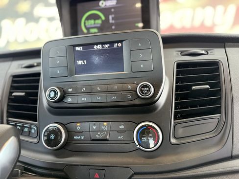 Used 2021 Ford Transit 350 XLT image 26