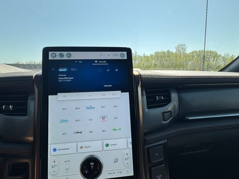 New 2023 Ford F150 Lightning Lariat AWD/4WD image 21
