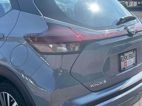Used 2023 Nissan Kicks SV FWD image 13