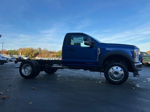 New 2026 Ford F550 4x4 Regular Cab Super Duty w/ XLT Value Package image 14