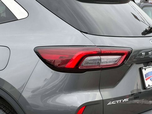 Used 2023 Ford Escape Active image 8