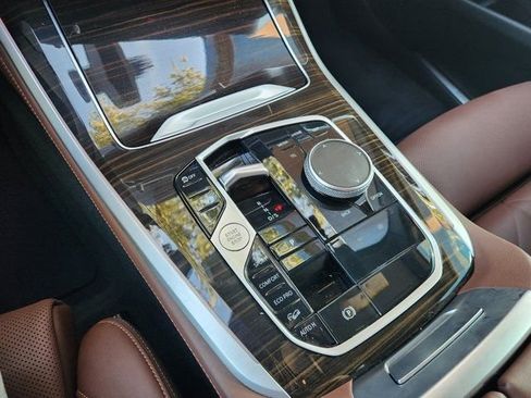 Used 2024 BMW X5 xDrive40i image 24