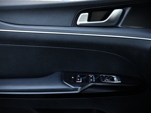 Used 2024 Kia K5 LXS image 15