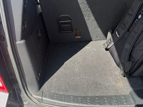 Used 2014 Honda Pilot Touring image 11