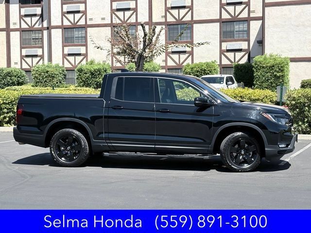 Certified 2025 Honda Ridgeline Black Edition image 4