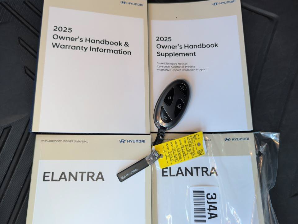 Certified 2025 Hyundai Elantra Sport FWD image 34