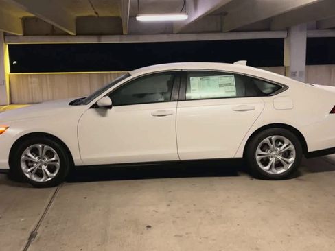 Used 2024 Honda Accord LX image 13