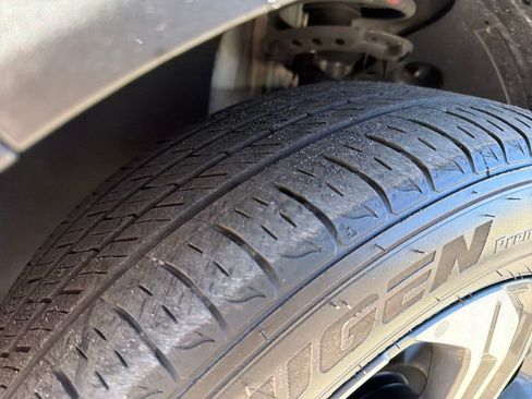 Used 2023 Hyundai Santa Fe SEL image 12