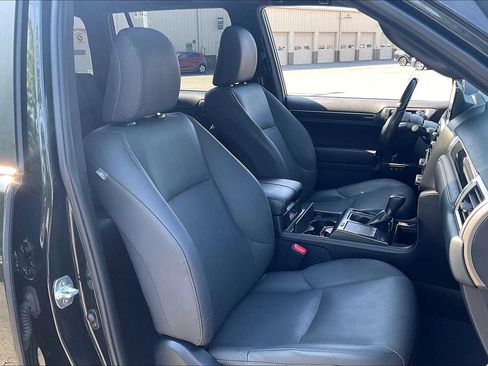 Used 2023 Lexus GX 460 Premium image 11