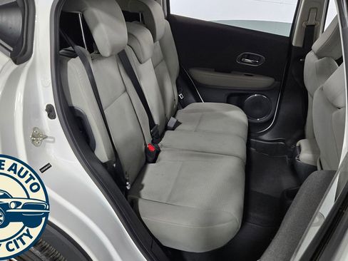 Used 2019 Honda HR-V EX image 33