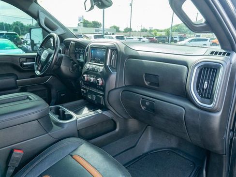 Used 2022 GMC Sierra 2500 AT4 w/ AT4 Preferred Package AWD/4WD image 36
