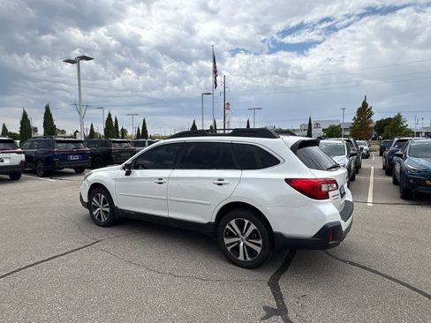 Used 2018 Subaru Outback 2.5i Limited AWD/4WD image 7