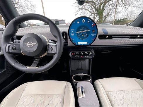 Used 2025 MINI Cooper S image 15