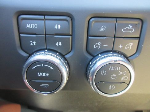 New 2026 GMC Sierra 2500 Denali Ultimate image 18