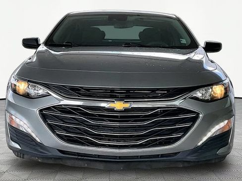 Used 2023 Chevrolet Malibu LT FWD image 2