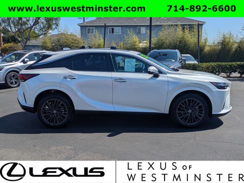 Used 2025 Lexus RX 350h w/ Convenience Package image 4