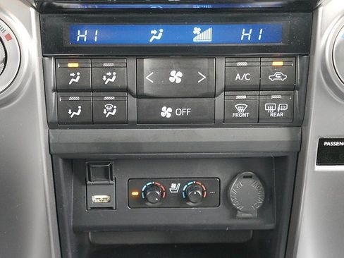 Used 2023 Toyota 4Runner Limited image 22