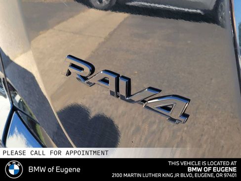 Used 2018 Toyota RAV4 Adventure AWD/4WD image 16