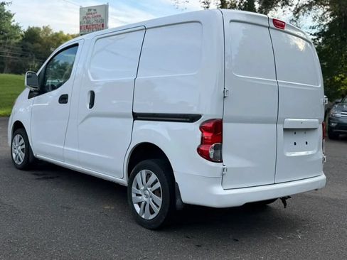 Used 2015 Nissan NV200 SV w/ Exterior Appearance Package FWD image 5