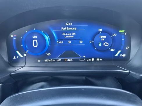 Certified 2022 Ford Escape Titanium image 17