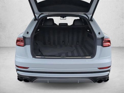 Used 2023 Audi SQ8 Prestige image 7