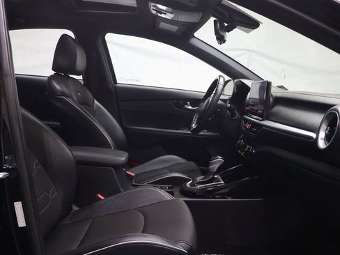 Used 2022 Kia Forte GT-Line w/ GT-Line Premium Package image 10