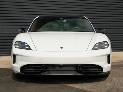 Certified 2026 Porsche Taycan AWD/4WD image 6