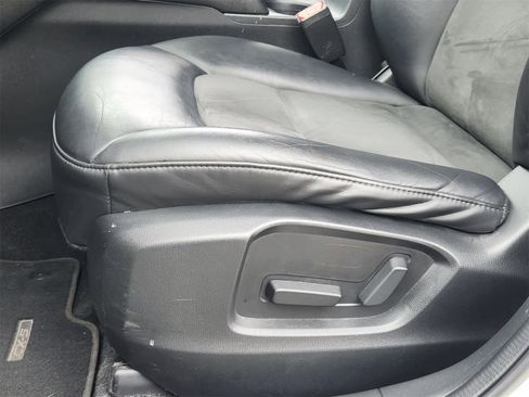 Used 2019 MAZDA CX-5 Touring image 22