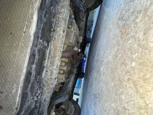 Used 2016 Ford Taurus SE image 18