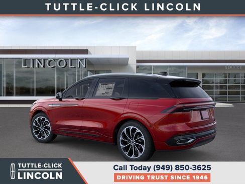 New 2026 Lincoln Nautilus Reserve image 4