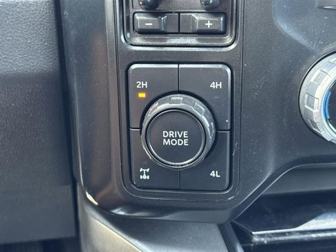 Used 2023 Ford F250 Lariat w/ Lariat Ultimate Package image 19