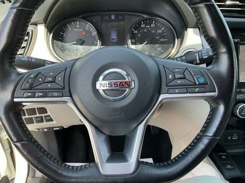 Used 2020 Nissan Rogue Sport SL w/ Premium Package FWD image 31