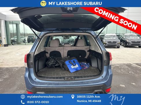Used 2020 Subaru Forester Premium image 7