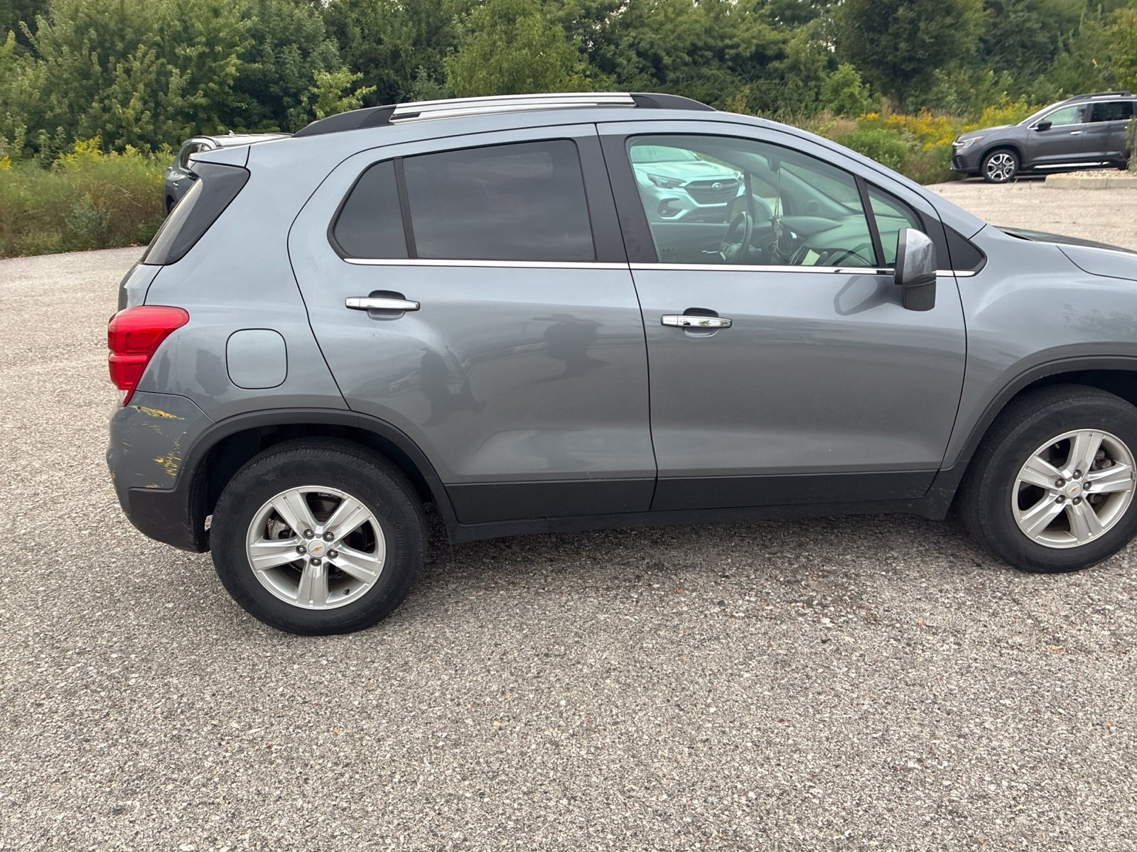 Used 2019 Chevrolet Trax LT w/ LT Convenience Package AWD/4WD image 12