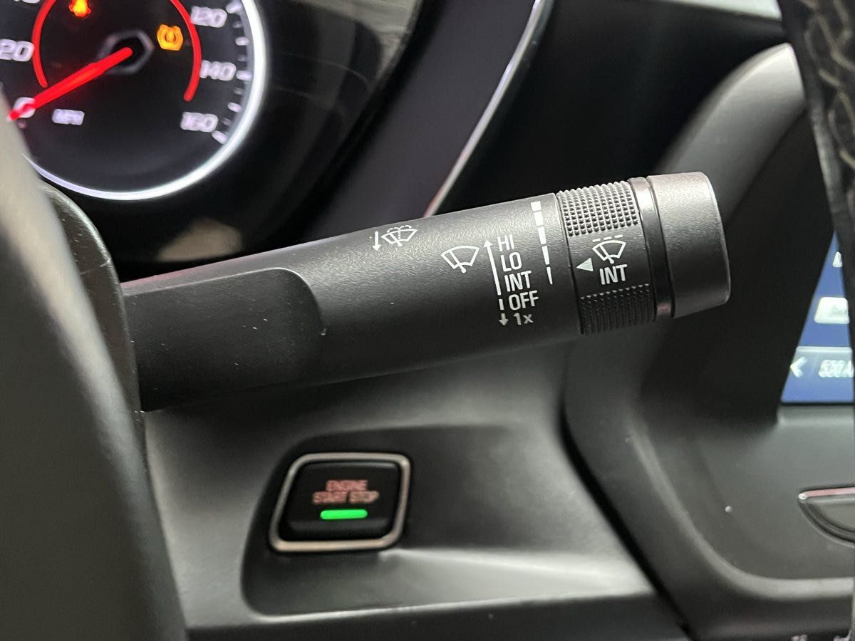 Used 2016 Chevrolet Camaro LT RWD image 15