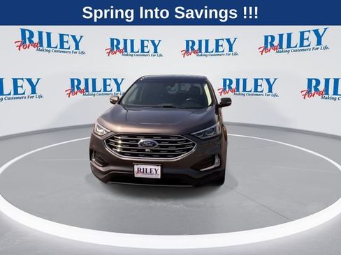 Used 2020 Ford Edge Titanium w/ Equipment Group 301A AWD/4WD image 3