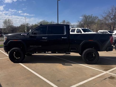 Used 2022 GMC Sierra 2500 Denali image 4