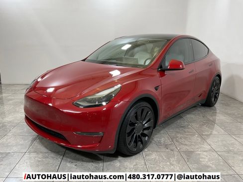 Used 2023 Tesla Model Y Long Range image 2