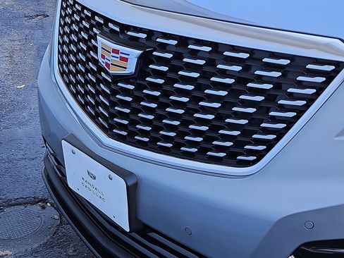 New 2026 Cadillac XT5 Luxury w/ LPO, Floor Liner Package image 10