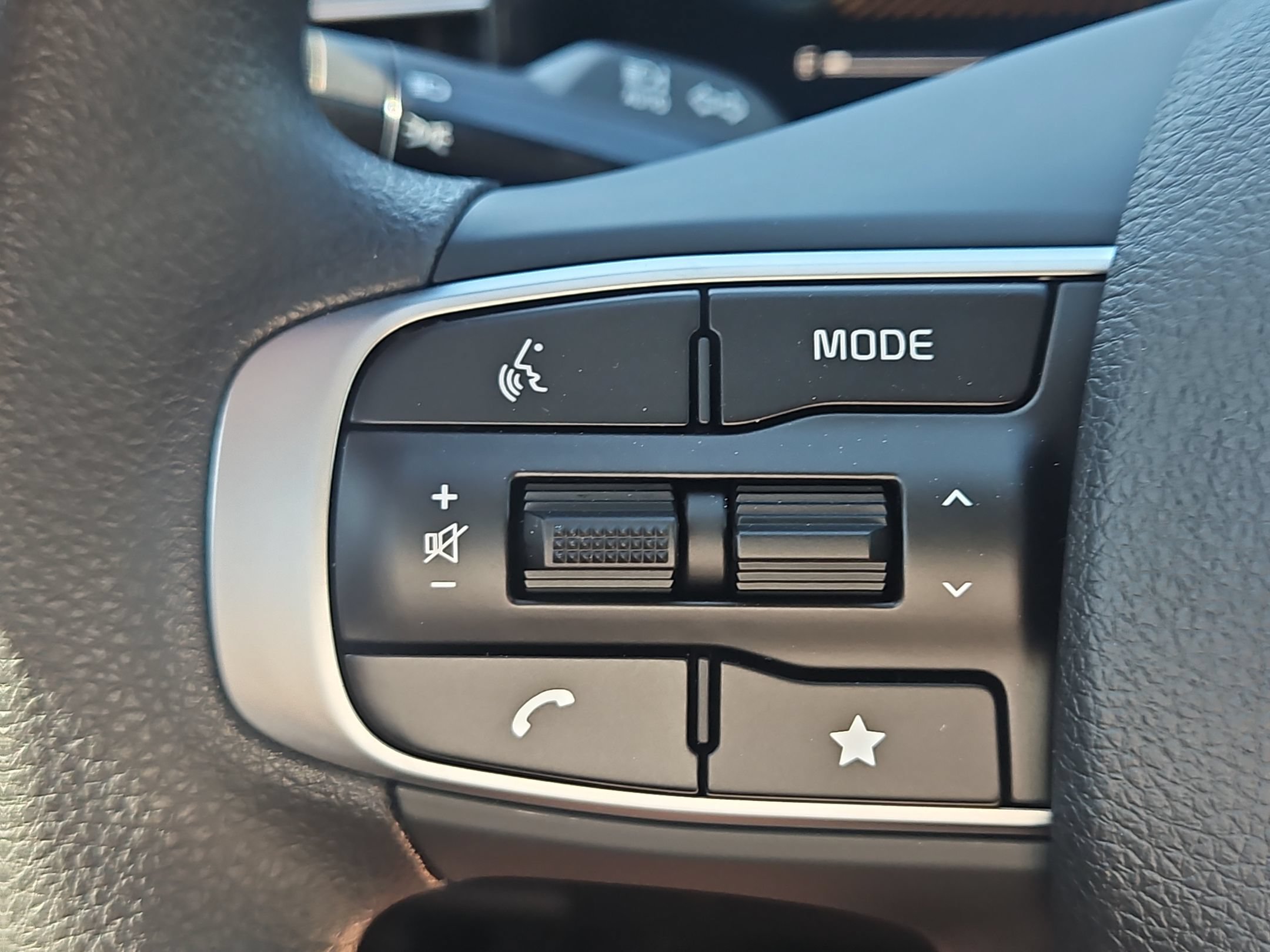 New 2026 Kia K5 LXS FWD image 22