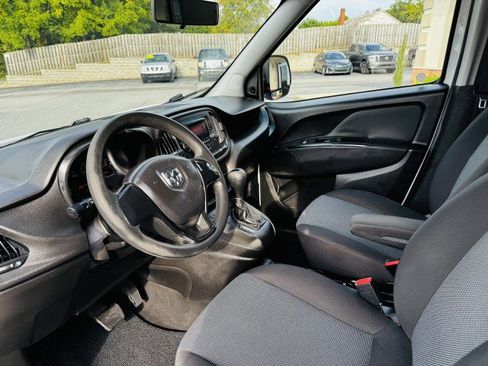 Used 2016 RAM ProMaster City Tradesman image 5