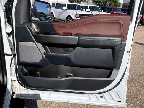 Used 2022 Ford F150 Lariat image 22