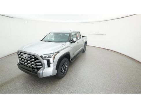 New 2025 Toyota Tundra Platinum AWD/4WD image 17