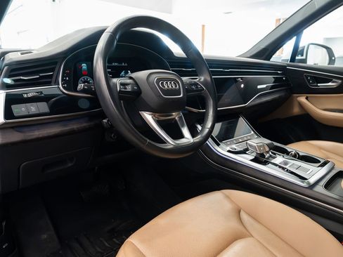 Used 2021 Audi Q7 3.0T Premium Plus w/ Executive Package image 8